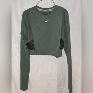 Nike Pro Aeroadapt Women's Green Long Sleeve Athletic Top Small
